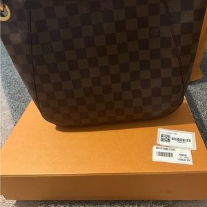 Louis Vuitton cross body bag- 
Damier Ebene South Bank Besace